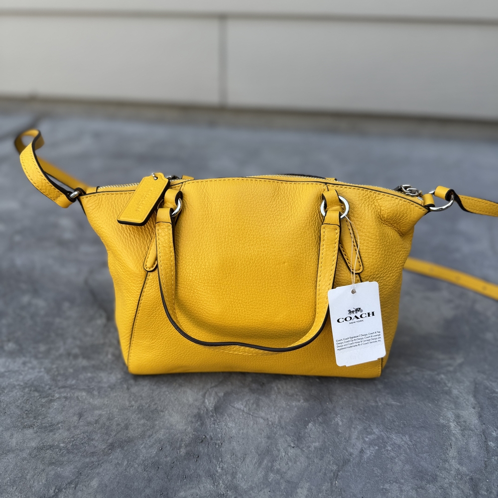 NWT Coach Small Kelsey Crossbody Handbag in Yellow Pebbled Leather